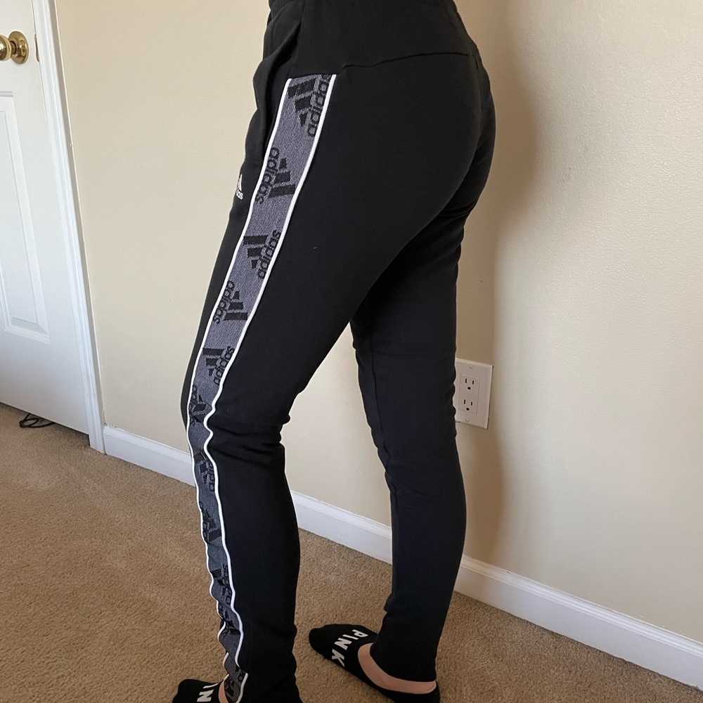Adidas sweatpant
